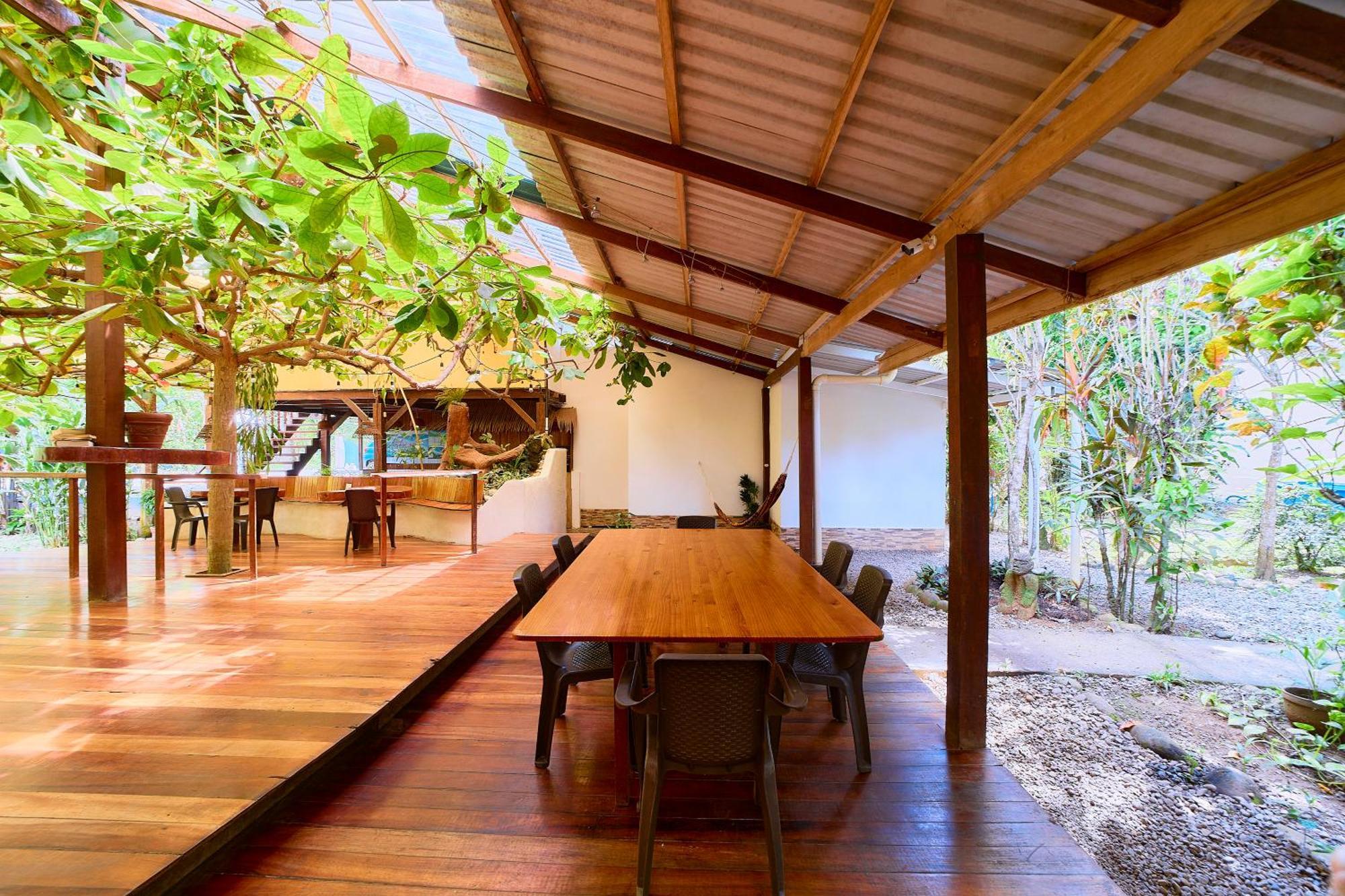 Puerto Viejo de Talamanca高山阳光旅舍别墅 外观 照片